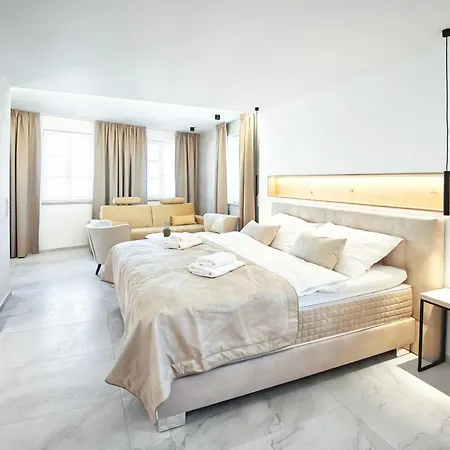 Apartment Enoteka Vinofol - Winebar & Cafe & *