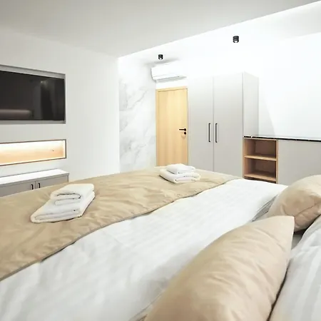 Apartment Enoteka Vinofol - Winebar & Cafe & Mikulov